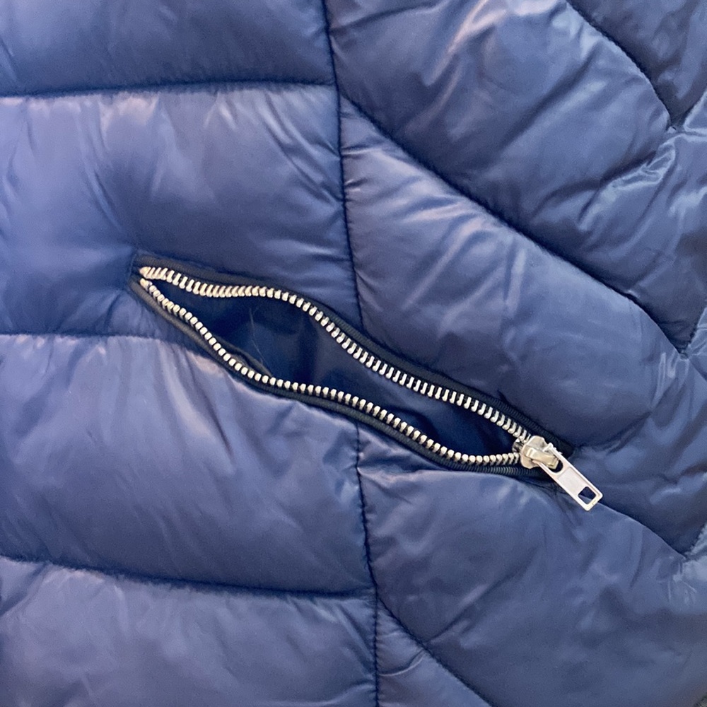 🎉HP🎉Entro Hooded Puffer Vest - Picture 4 of 8